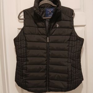 U.S. Polo Assn. Women's Black Puffer Vest